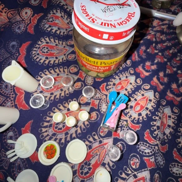 VTG Colorful Dollhouse Kitchen Set - Picture 6 of 9